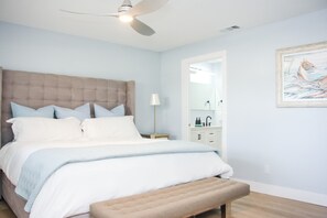 3 soverom, strykejern/-brett, reiseseng for barn og wi-fi (inkludert)