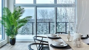 Dining - Tremblant Summit: Travel Experience Beyond Compare (La Conception)