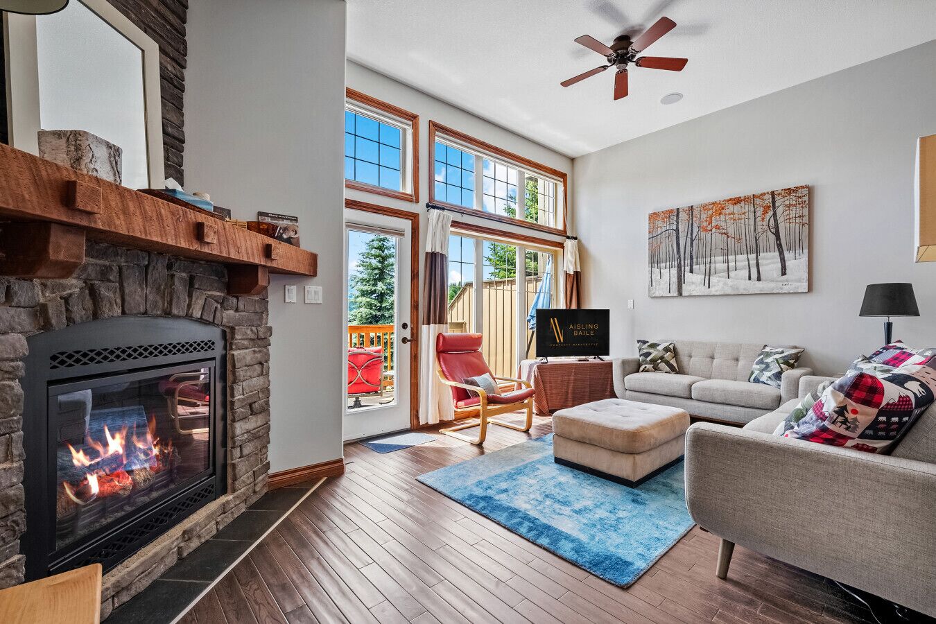 Modern Radium Retreat | Fireplace | Mountain Views - Alberta