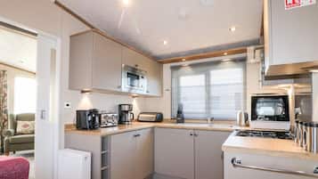 Fridge, dishwasher, electric kettle, toaster