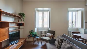 Premium Apartment | Living area | Flat-screen TV