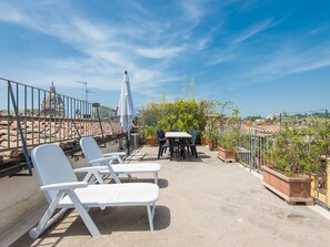 Exclusive Apartment | Terrace/patio - Vittoria Luxury Apartments (Rome)