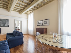 Luxury Apartment | Living area