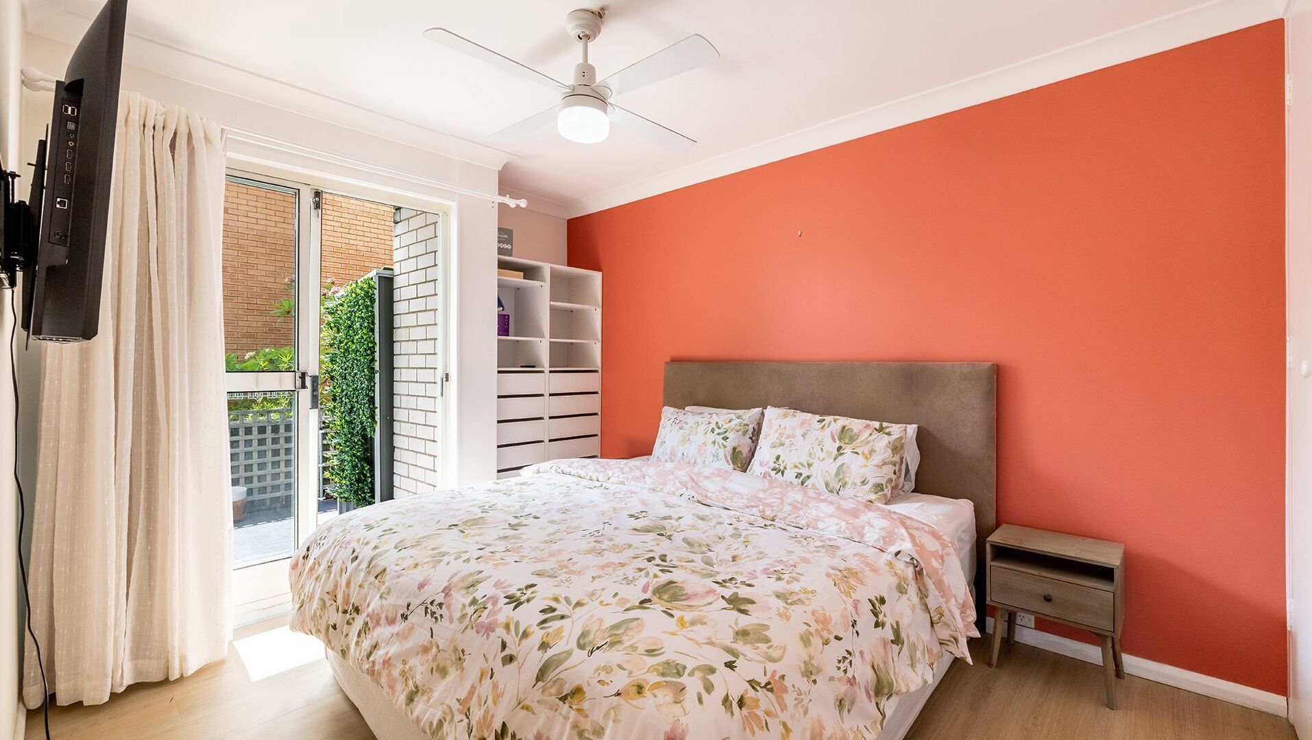 Sunset Towers 8, 25 Donald St - Heart Of Town With Water Views - Nelson Bay