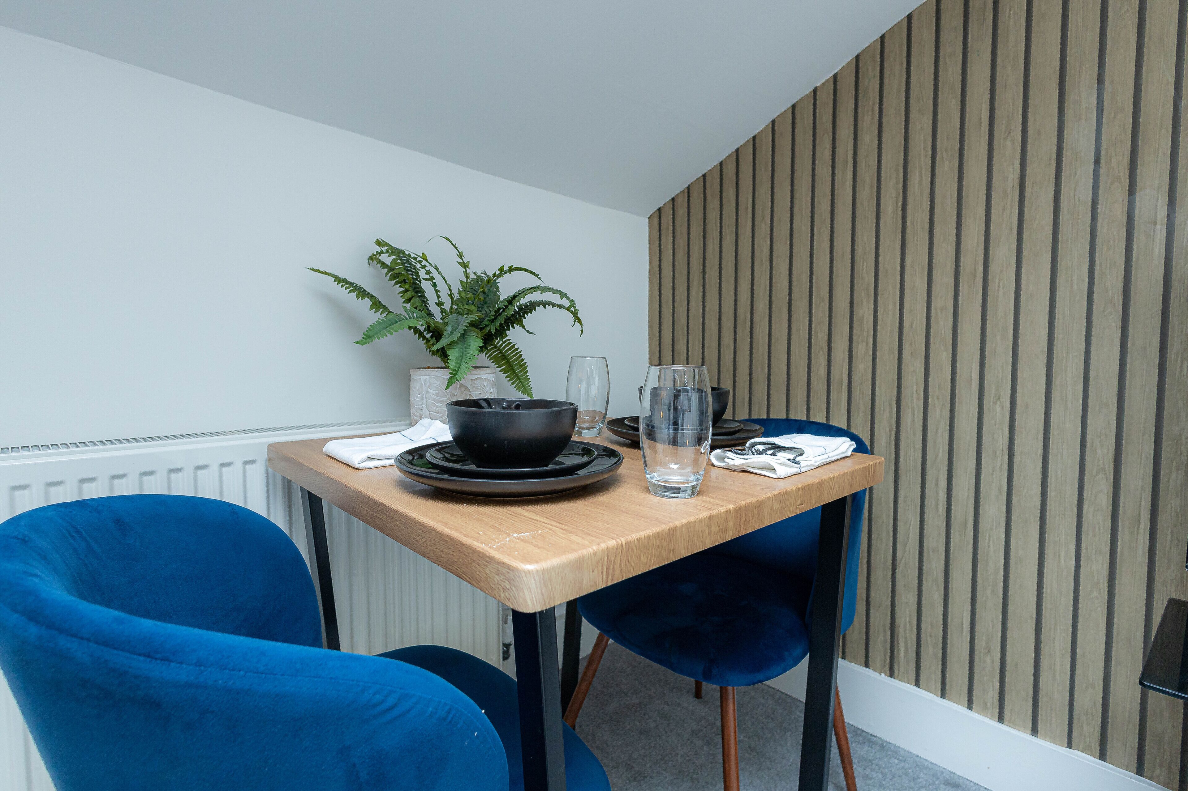 Deluxe Studio | In-room dining