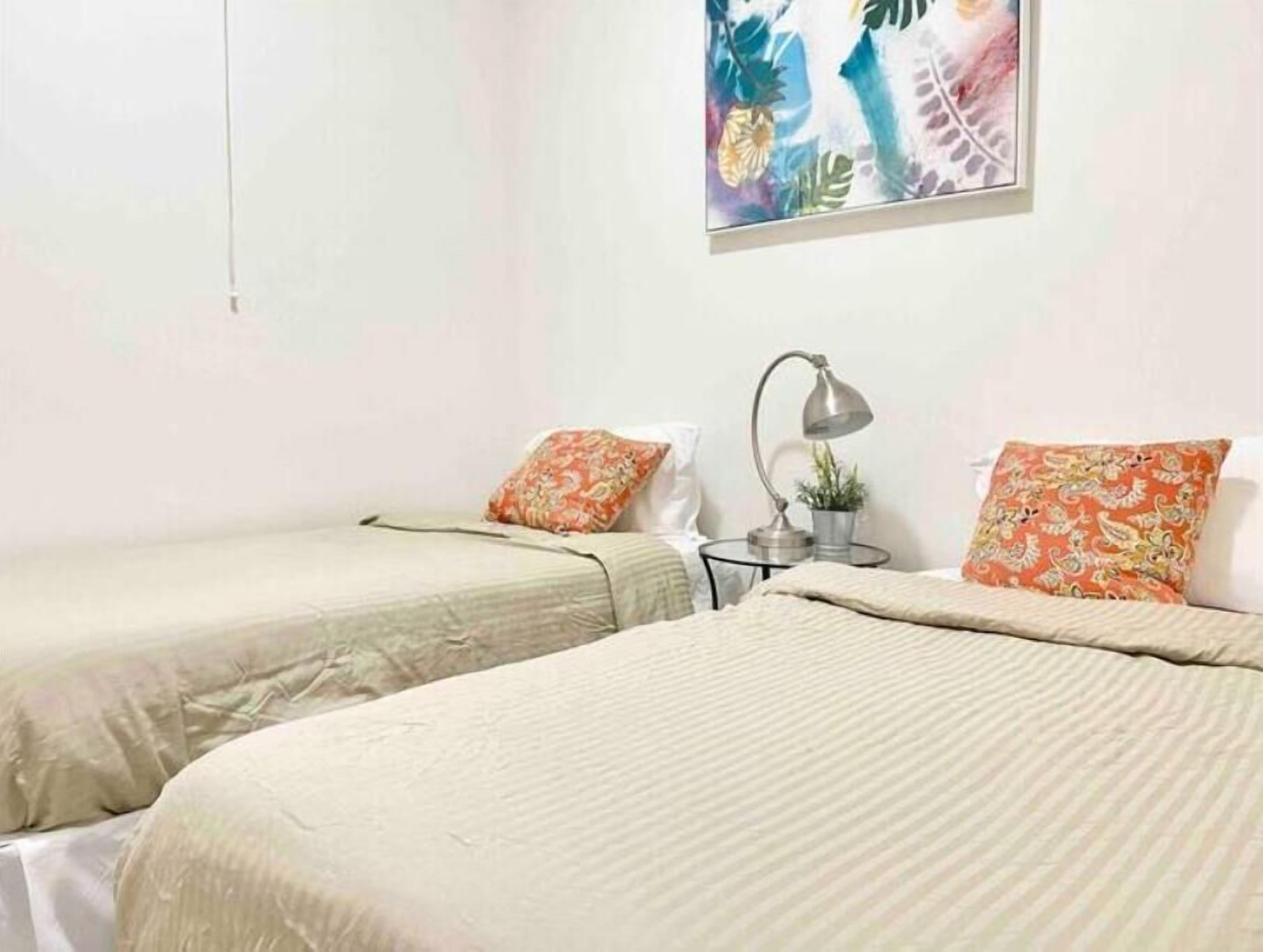 2 sovrum, skrivbord, strykjärn/strykbräda och gratis wi-fi