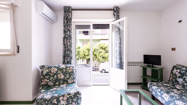 Living area - VILL' ANDREA (App. 7) (Cecina)