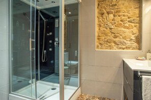 Hair dryer, towels - Casa do Leal Silver Way (Silleda)