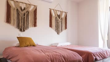 2 chambres, fer et planche Ă  repasser, Wi-Fi, draps fournis