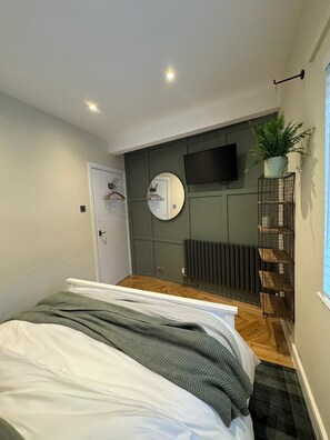 2 Schlafzimmer, Bügeleisen/Bügelbrett, kostenloses WLAN, Bettwäsche