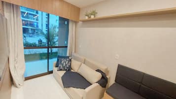 Studio | Living area