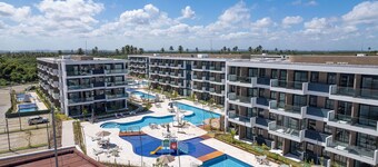Makia Beach Experience