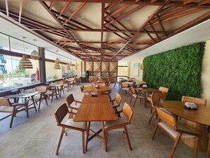 Dining - Makia Beach Experience (Ipojuca)