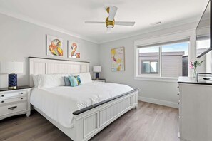 2 bedrooms, desk, iron/ironing board, free WiFi