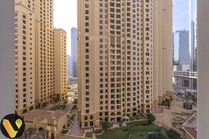 Front of property - Jumeirah Beach Residence beach access (Dubai)