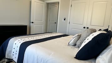 3 slaapkamers, een bureau, gratis wifi, beddengoed