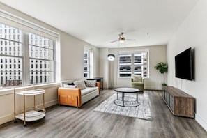 Televisor, videojocs i futbolí