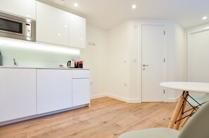 Single Studio Apartment | Living area - West Hampstead Serviced Apartments by Concept Apartments (London)