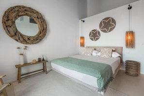 2 bedrooms, iron/ironing board, travel crib, free WiFi