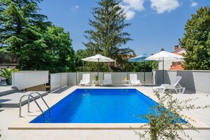 Pool - Apartment Magnolia (Istria - Labin) (Labin)