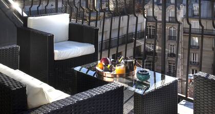 Appartement vue sur la Tour Eiffel