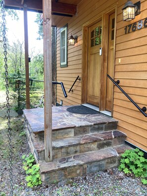 Exterior detail - Bayview Beauty close to Silverwood theme Park. (Bayview)