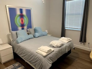 3 habitaciones, tabla de planchar con plancha y wifi gratis