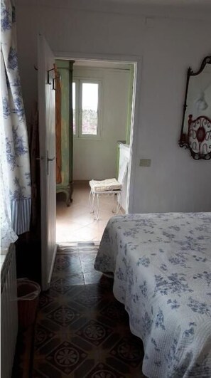 2 bedrooms
