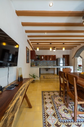 Standard Room | Living area