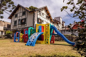 Children's play area - outdoor