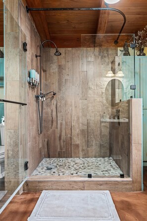 Shower, towels