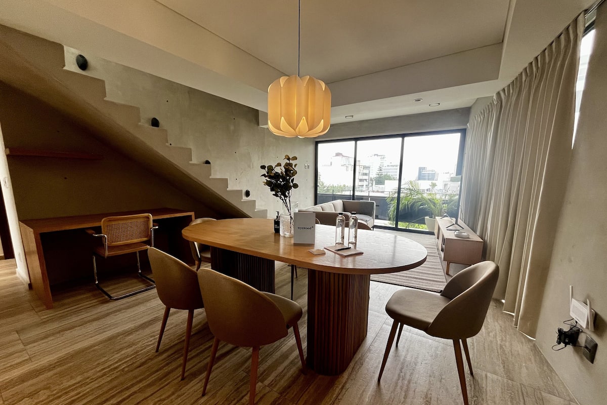 Deluxe Apartment | Living area