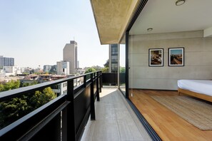 2 bedrooms, premium bedding, iron/ironing board, free WiFi - Culiacan By Wynwood House (Mexico City)