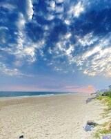 Una playa cerca