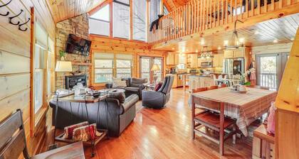 Waterfront Watauga Lake Home w/ Private Dock!