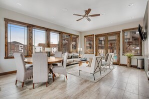 Interior - Blackstone By Lespri Management  (Park City)