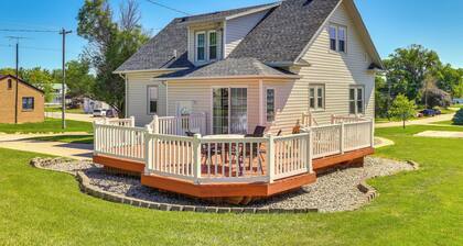 Quaint Howells Retreat - Steps from Main Street!