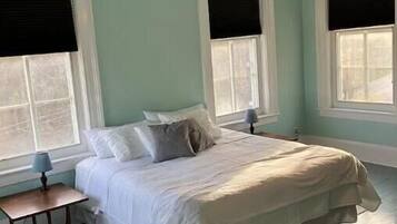 3 chambres, fer et planche à repasser, Wi-Fi gratuit, draps fournis