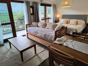 Comfort Studio, Vineyard View