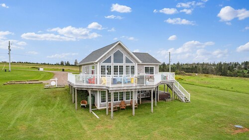 Comfortable PEI Getaway with Easy Access to Everything