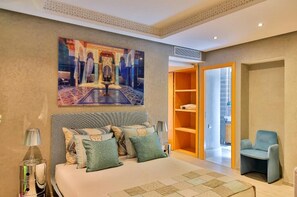 4 Schlafzimmer, Bügeleisen/Bügelbrett, Reisekinderbett, WLAN