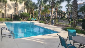 Ropa de cama de alta calidad y camas con pillow-top