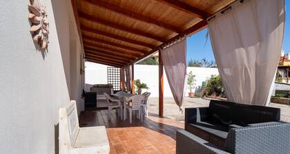 Apartment 'Le Lantane 2' with Mountain View, Wi-Fi and Air Conditioning