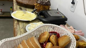 Desayuno bufé gratuito y diario