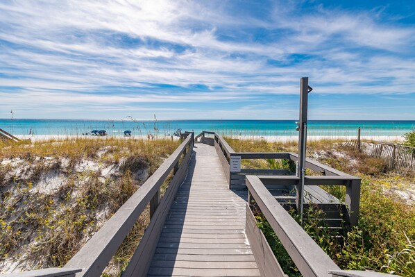 Beach - Whiskey Beach House: A Luxurious Retreat (Miramar Beach)