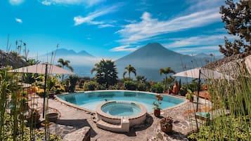 Alberca al aire libre