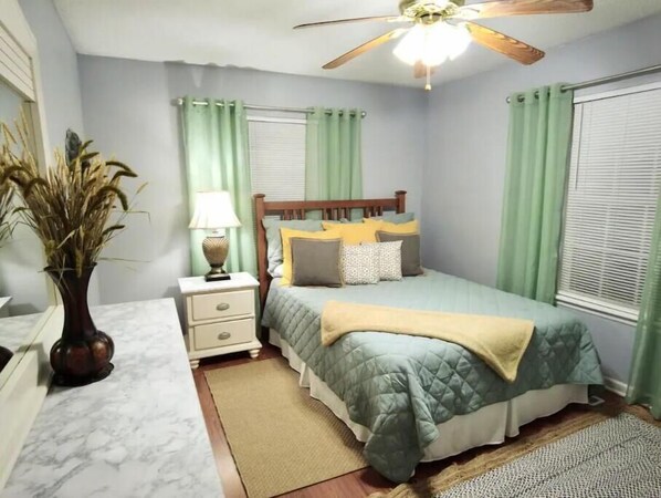 3 bedrooms, free WiFi, bed sheets - Nene’s Cozy Corner (Orangeburg)
