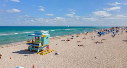 Fun & Value Ocean Dr, South Beach, Steps to Beach