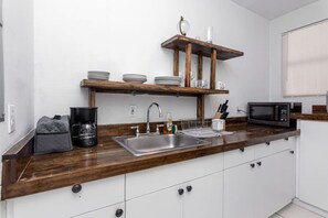 Fridge, microwave, oven, stovetop - 2 B/R w/Private Balcony, Heart of South Beach Deal (Miami Beach)