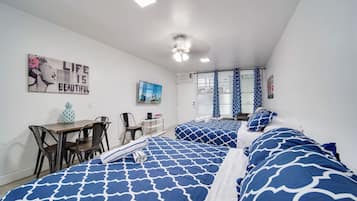 1 bedroom, iron/ironing board, travel cot, WiFi